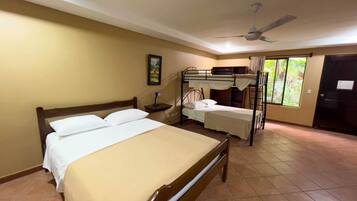 Standard Quadruple Room | 1 bedroom, in-room safe, soundproofing, free WiFi