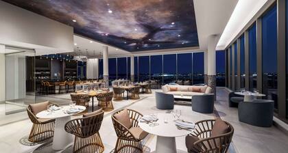 Hilton BNA Nashville Airport Terminal