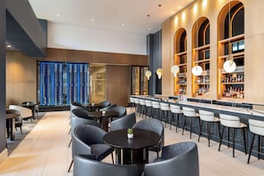 2 bars/lounges, lobby lounge, rooftop bar