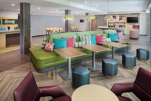 Lobby sitting area - Home2 Suites By Hilton Wilmington Medical Park Downtown (Wilmington)