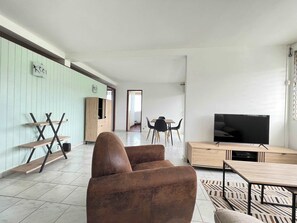 Televisie en een kantoor