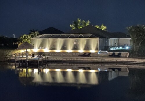 Summer Special 2026,  Villa Francesca: Waterfront Paradise with Pool & Hot Tub