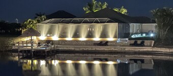 Summer Special 2026,  Villa Francesca: Waterfront Paradise with Pool & Hot Tub