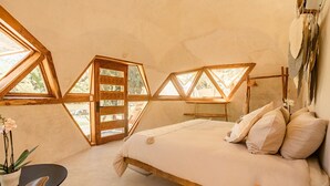 Egyptian cotton sheets, premium bedding, memory-foam beds, desk - Santuario Yelapa (Yelapa)
