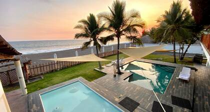 ¡Despierta con el mar y una vista espectacular!