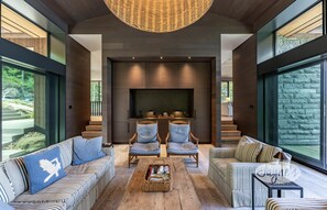 Interior - Modern 5 bed 7 bath cottage on Lake Rosseau with boathouse! (Port Carling)