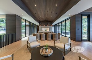 Interior - Modern 5 bed 7 bath cottage on Lake Rosseau with boathouse! (Port Carling)