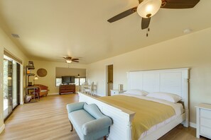 3 habitaciones, tabla de planchar con plancha, internet y ropa de cama 