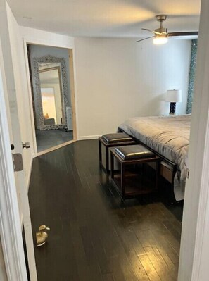 3 bedrooms, desk, free WiFi, bed sheets