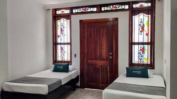 1 habitación, wifi y ropa de cama