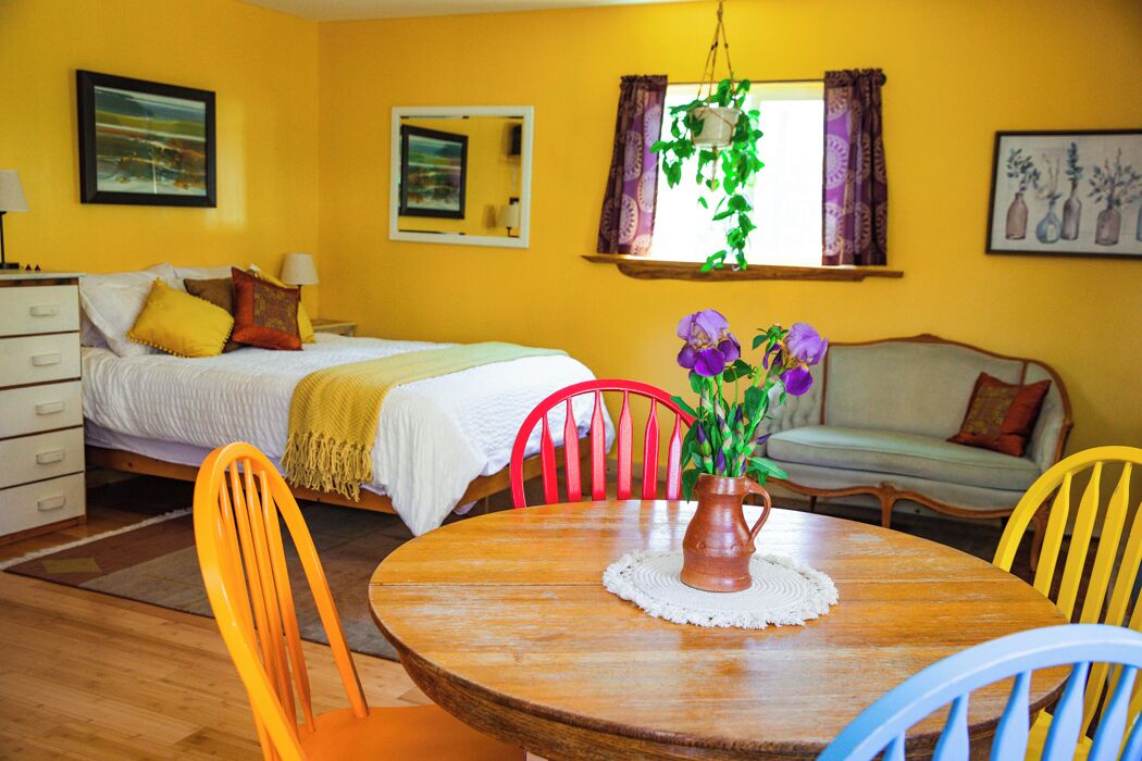 1 bedroom, travel cot, free WiFi, bed sheets