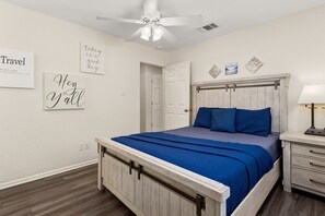 3 habitaciones, tabla de planchar con plancha y wifi gratis 