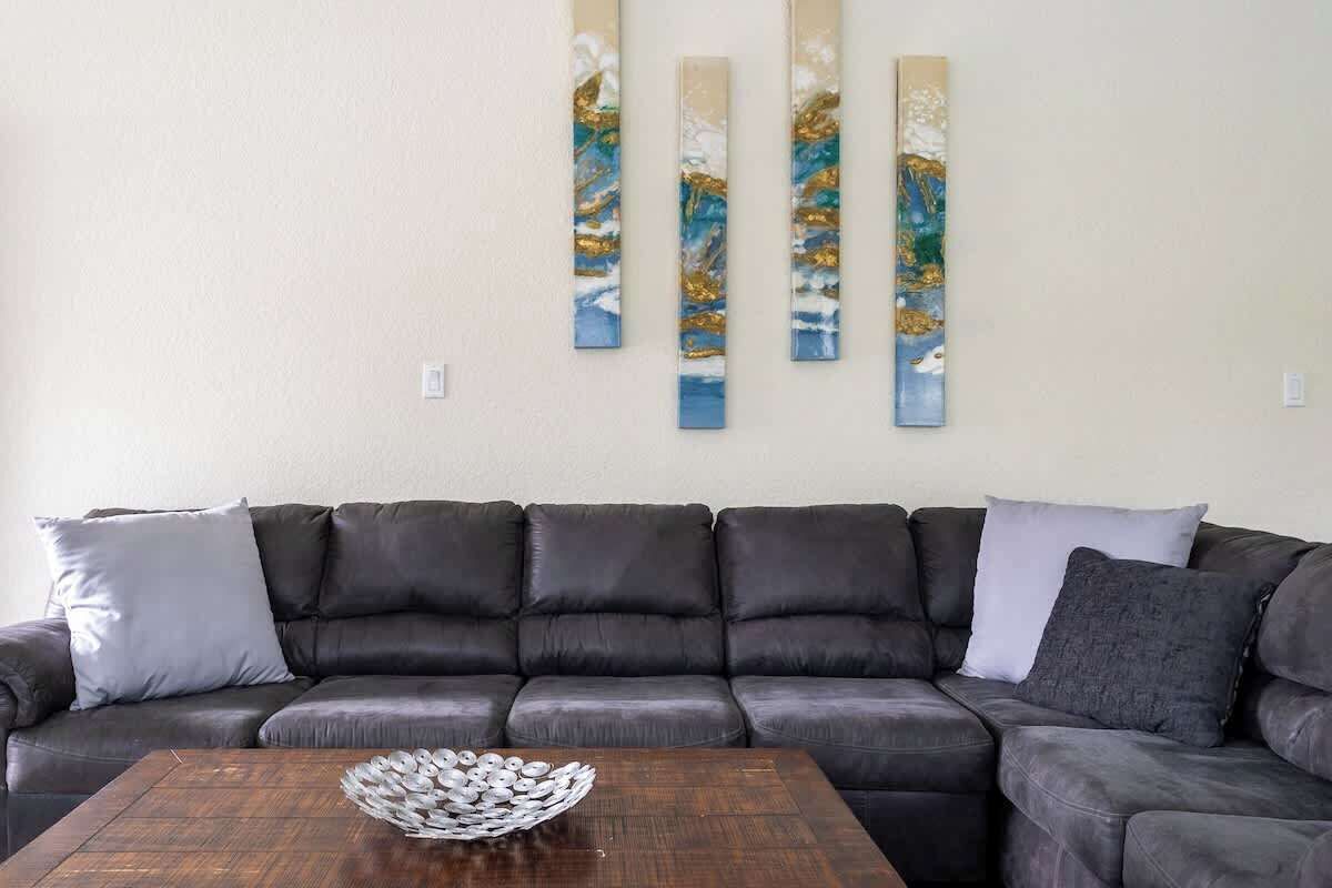 Smart TV, offices
