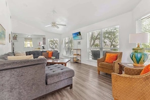 TV, offices - Guadalupe Riverfront | Deck, Kayak + Fire Pit (New Braunfels)