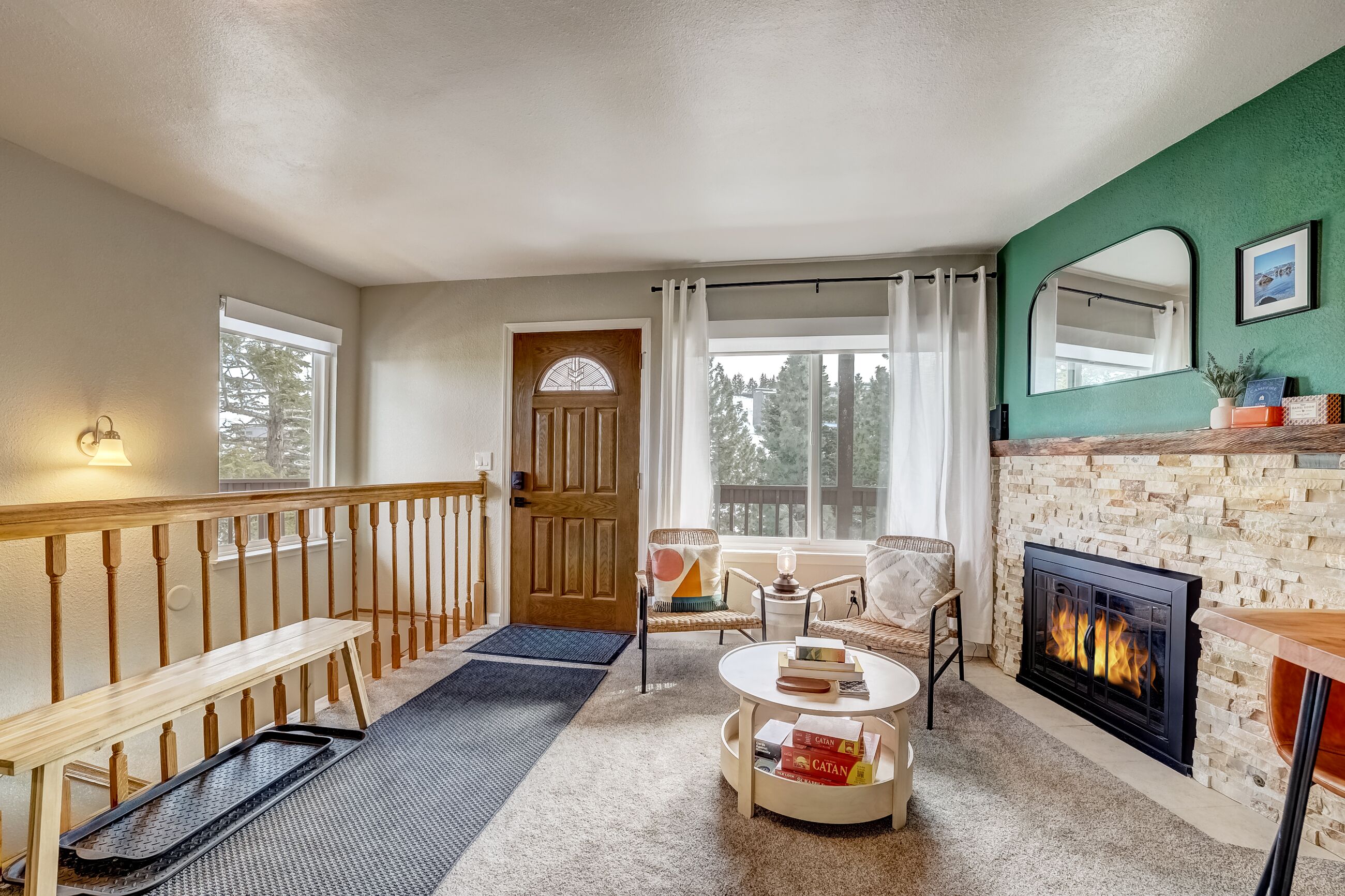 Cozy Condo STEPS from Heavenly Ski Lift - 28-day minimum