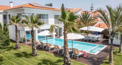 Magnificent Lisbon Coast Villa | 7 Bedrooms | Villa Alba | Private Jacuzzi & Swimming Pool | Aroeira
