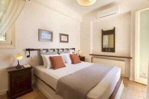 5 Schlafzimmer, Bügeleisen/Bügelbrett, kostenloses WLAN, Bettwäsche