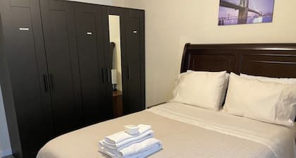 SPACIOUS 5 bedrooms house! perfect for families