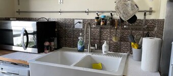 SPACIOUS 5 bedrooms house! perfect for families