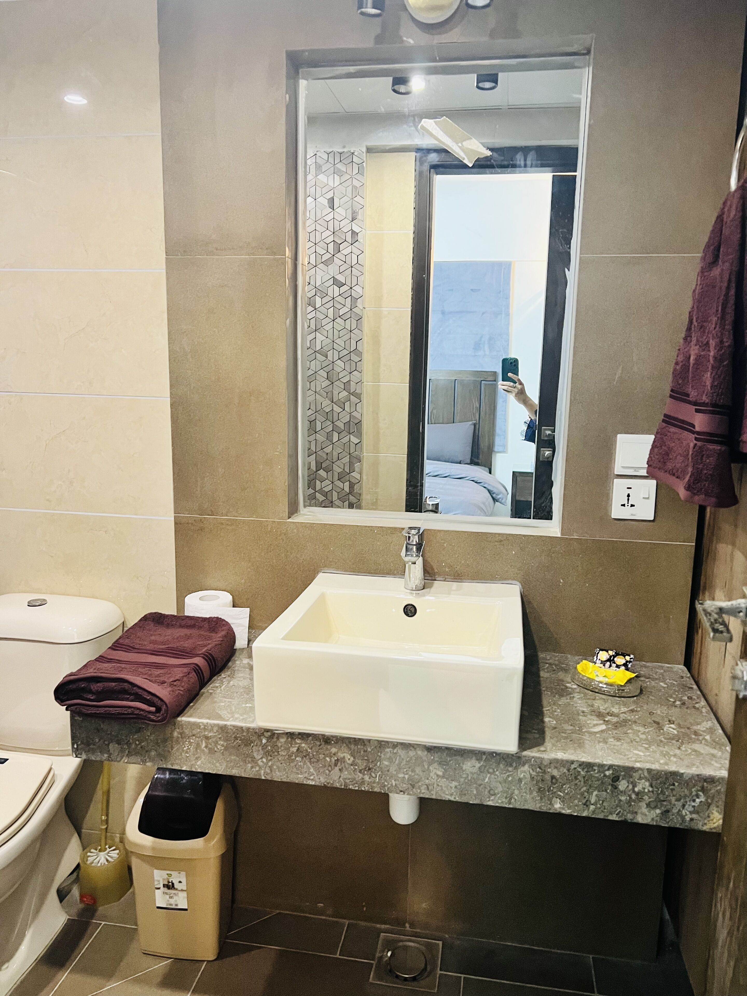 Dusche, Handtücher, Seife, Shampoo