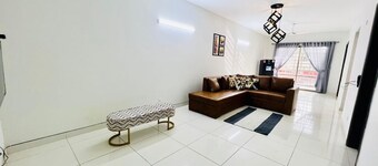 Blissful Stay by Mahvish
Three Bedroom furnished holiday home Karachi