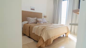 Appartement Duplex Majestueux | 2 chambres, literie de qualité supérieure, surmatelas