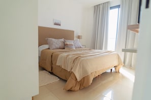 Grand Duplex | Premium bedding, pillowtop beds, individually decorated - Agustín 1 Apart (Parana)