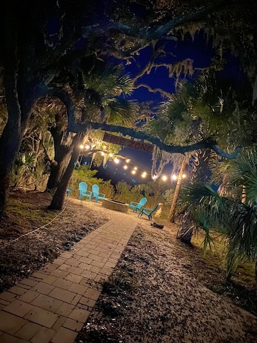 The Marshpad, surrounded by nature, mins to beach in gated community 