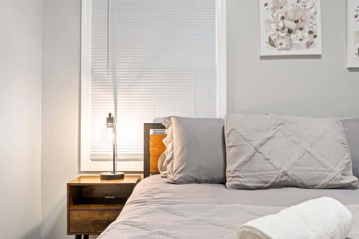 4 chambres, fer et planche à repasser, lit parapluie, Wi-Fi