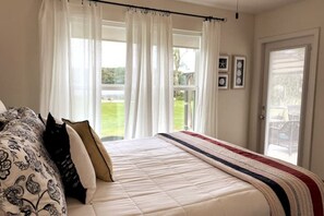 3 Schlafzimmer, Zimmersafe, Schreibtisch, Bügeleisen/Bügelbrett