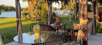 New House on lake,full stocked home,private beach Lake access w use of 4 kayaks