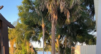 New House on lake,full stocked home,private beach Lake access w use of 4 kayaks