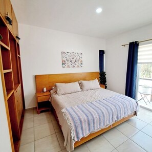 2 bedrooms, WiFi, bed sheets