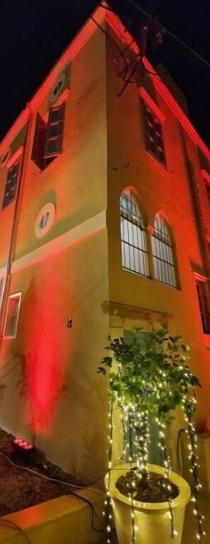 Exterior - Exquisite Prime Locale: 24/7 Power, Clean & Comfy (Bayrut)