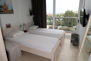 2 bedrooms, iron/ironing board, travel crib, free WiFi