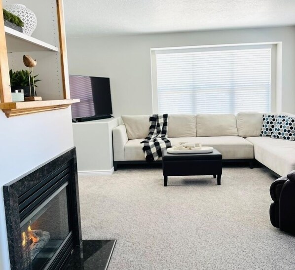 智能電視、壁爐