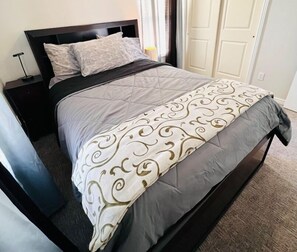 3 間睡房、熨斗/熨衫板、Wi-Fi、床單