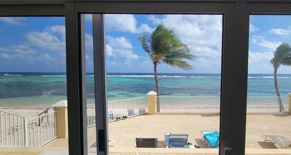 Ocean/Beachfront - stunning views! Seabreeze Villas