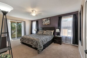 4 dormitorios, tabla de planchar con plancha, wifi y ropa de cama