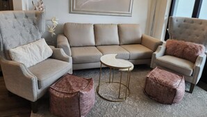 Unclassified image, 3 of 15, button - Amazing Views 2 Bedroom Condo
 (Kelowna)