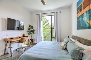 2 chambres, fer et planche à repasser, Wi-Fi, draps fournis
