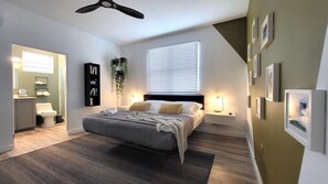 2 bedrooms, desk, iron/ironing board, free WiFi