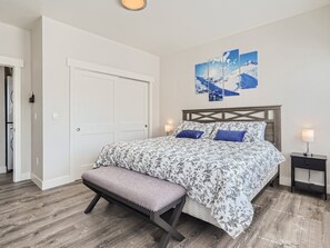 1 bedroom, free WiFi, bed sheets
