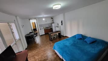 Apartemen Basic | 1 kamar tidur dan Wi-Fi gratis