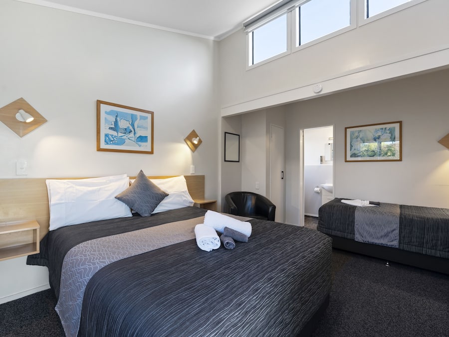 Estudio superior | Ropa de cama de alta calidad, tabla de planchar con plancha, wifi gratis