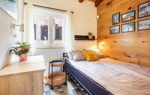 2 habitaciones, caja de seguridad en la habitación y cuna de viaje 