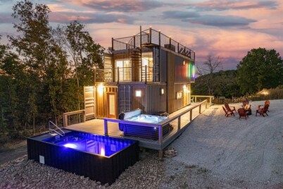 Luxury Table Rock Lake Retreat| Pool Hot Tub