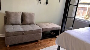3 bedrooms, iron/ironing board, travel crib, WiFi