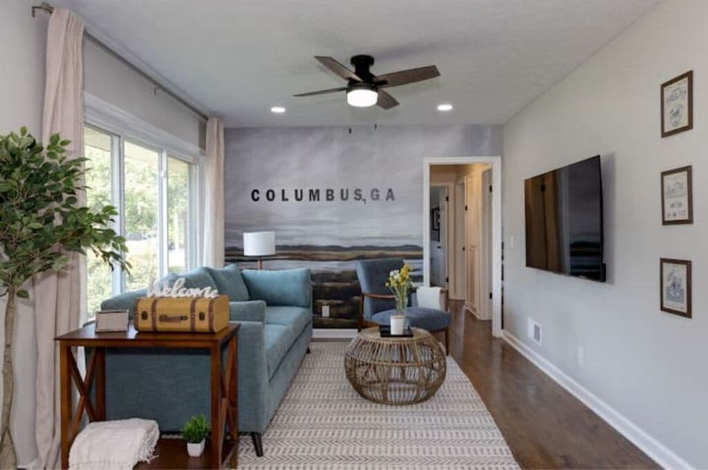 NEW Charming Fort Moore Haven  Sleeps 10