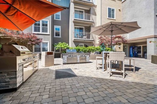 Cozy Downtown Walnut Creek Apt